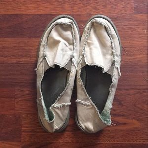 Sanuk slipons